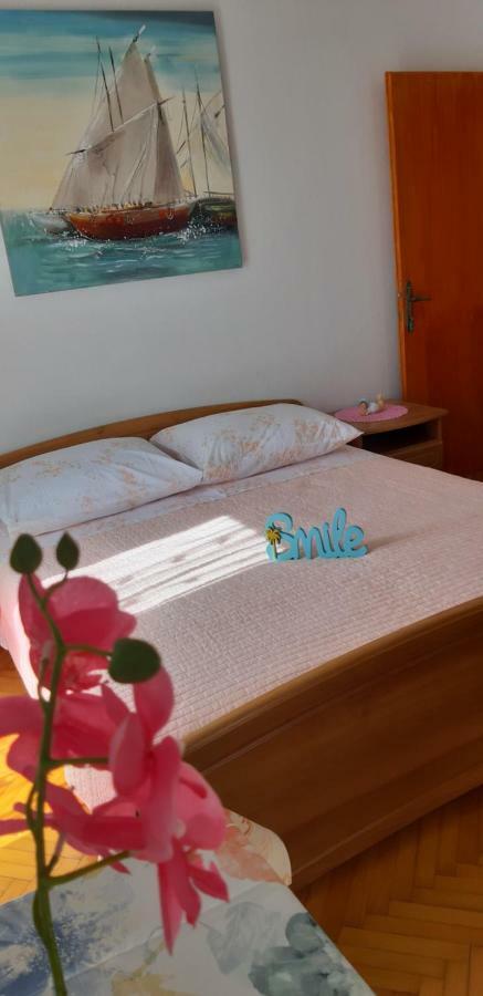 Apartman Lorena Stari Grad  Kültér fotó