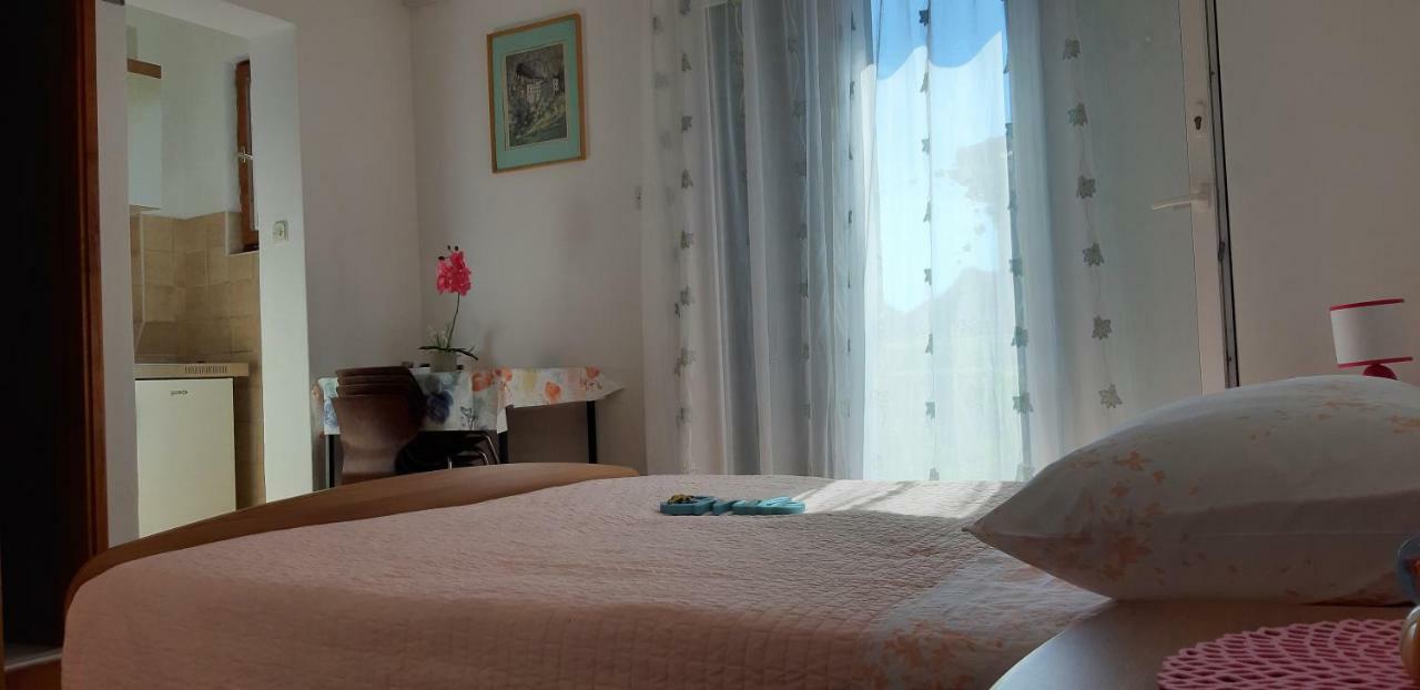 Apartman Lorena Stari Grad  Kültér fotó